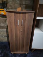 Kast met slot, Ophalen, Zo goed als nieuw