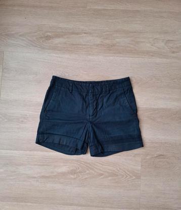 Short Zara Basic maat 36