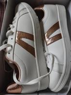 x Nieuwe sneakers ICONS met mooie afwerking - maat 39, Neuf, Enlèvement ou Envoi, Sneakers et Baskets, ICONS