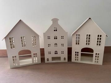 SET THEELICHTHOUDERS / WAXINELICHTHOUDERS WIT-METAAL beschikbaar voor biedingen