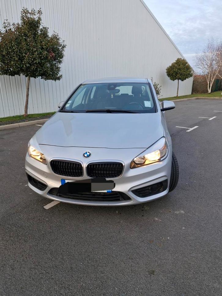 Bmw serie2, Autos, BMW, Particulier, ABS, Airbags, Bluetooth, Ordinateur de bord, Isofix, Radio, Anti démarrage, USB, 5 portes