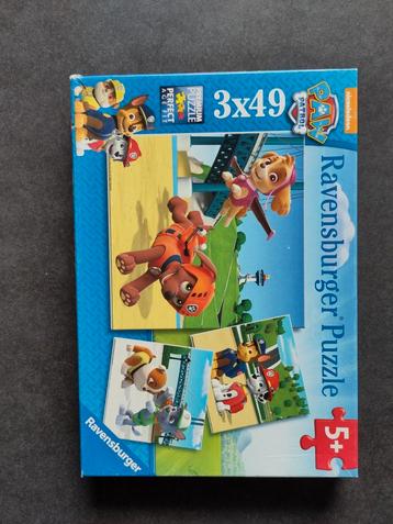 3 Puzzels Paw Patrol van 49 stukken beschikbaar voor biedingen