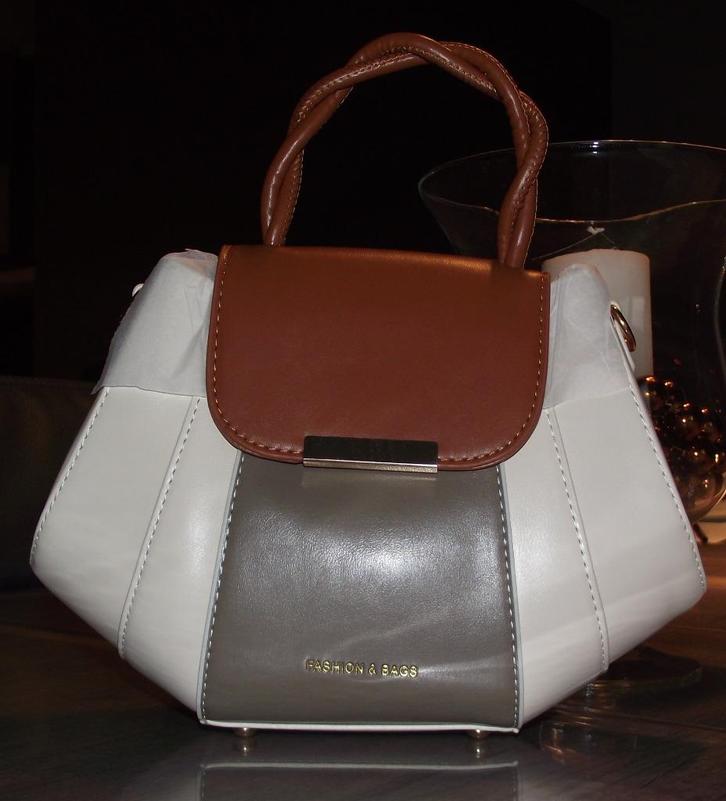 Nieuwe handtas, Handtassen en Accessoires, Tassen | Damestassen, Nieuw, Handtas, Overige kleuren, Ophalen of Verzenden