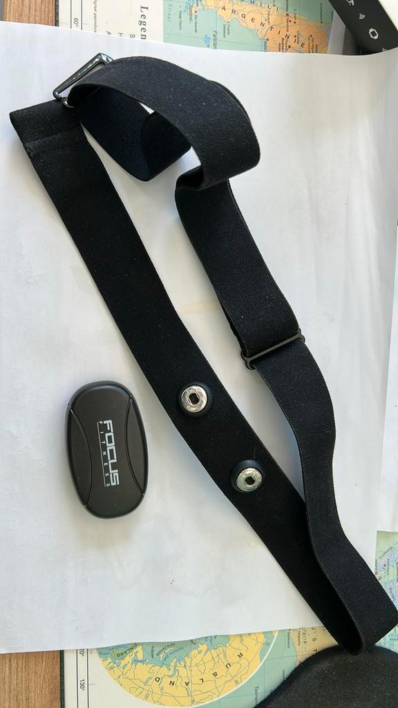 Focus Fitness - 5.3 kHz Borstband - Hartslagmeter - Zwart, Sport en Fitness, Hartslagmeters, Zo goed als nieuw, Ophalen