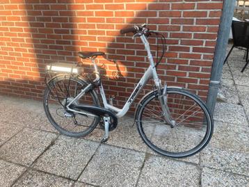 Elektrische Fiets Trek T700 disponible aux enchères