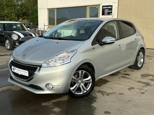 Peugeot 208 Style - Airco Nav -2015-1.2i-Parksen. 12m Garan, Auto's, Peugeot, Bedrijf, Te koop, ABS, Bluetooth, Bochtverlichting
