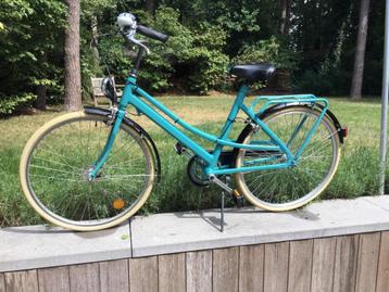 Zeer mooie retro meisjesfiets  beschikbaar voor biedingen