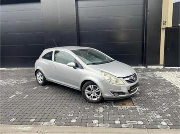 Opel Corsa Essence Clim Contrôle Carpass Ok beschikbaar voor biedingen