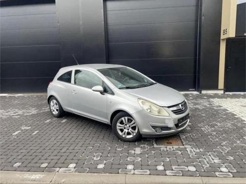 Opel Corsa Essence Clim Contrôle Carpass Ok, Auto's, Opel, Bedrijf, Te koop, Corsa, Benzine, 3 deurs, Handgeschakeld, Zilver of Grijs