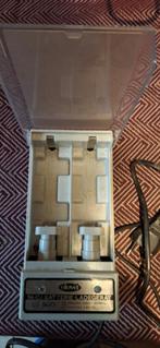 Ni-CD-oplader, voor nikkel-cadmium-batterijen, Computers en Software, Laptop-opladers, Ophalen of Verzenden, Gebruikt, Elowi