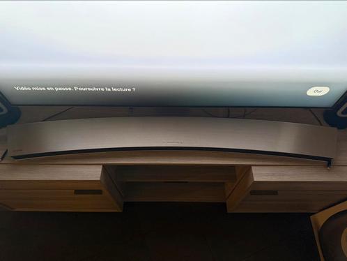barre de son samsung incurvé modèle : hw j7501, Audio, Tv en Foto, Soundbars, Gebruikt, Bluetooth, Met ingebouwde subwoofer, Met externe subwoofer
