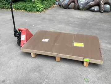Gratis pallet verpakking 160x90x7cm beschikbaar voor biedingen