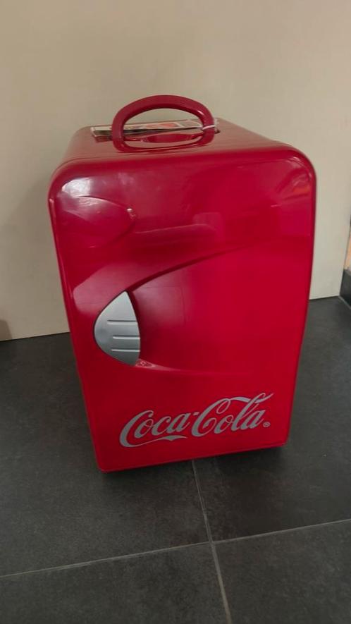 coca-cola ijskast mini fridge 4L, Elektronische apparatuur, Koelkasten en IJskasten, Gebruikt, Zonder vriesvak, Minder dan 75 liter