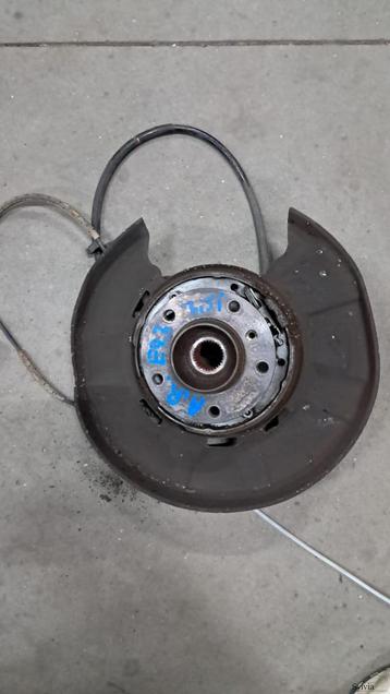 Fusee rechtsachter BMW 1 / 3 serie E81 E82 E87 E88 E90 E91 E beschikbaar voor biedingen