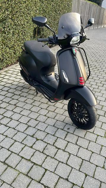 Vespa sprint A klasse 2021 Euro 5 beschikbaar voor biedingen