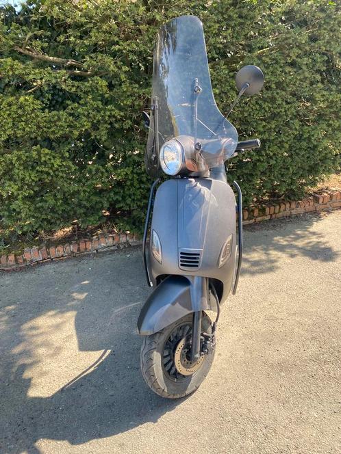 Scooter A klasse, Fietsen en Brommers, Snorfietsen en Snorscooters, Gebruikt, Overige merken, Benzine, Ophalen