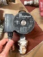 Circulateur Vaillant UPS 25-40 180 Grundfos + vannes, Enlèvement, Comme neuf