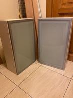 Twee IKEA kastjes met melkglas, Huis en Inrichting, Kasten | Vitrinekasten, 50 tot 100 cm, Minder dan 25 cm, Minder dan 100 cm