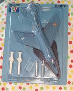 Italeri :Super etendard : zamak + armement plastique : 1/100, Ophalen of Verzenden, Gebruikt, Schaalmodel