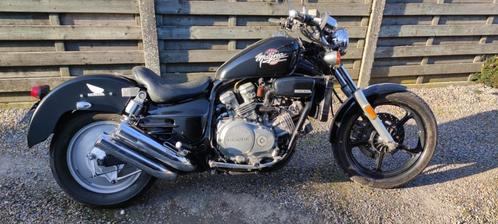 honda VF 700 super magna, Motoren, Motoren | Honda, Particulier, Chopper, meer dan 35 kW, 4 cilinders, Ophalen