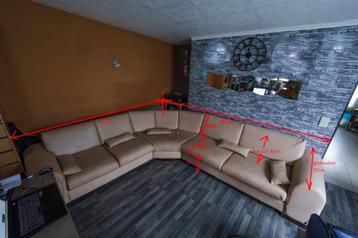 Grote beige hoekwoonkamer  beschikbaar voor biedingen