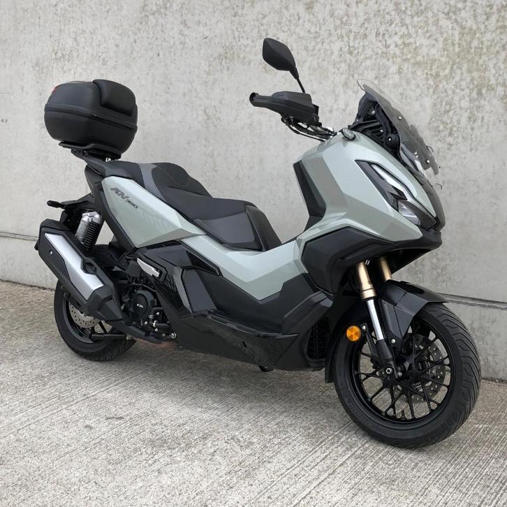 HONDA X ADV 350 BJ 2024, Motoren, Motoren | Honda, Bedrijf, Scooter, 12 t/m 35 kW, 1 cilinder, Minimaal motorrijbewijs A2, ABS