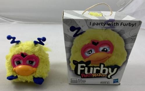 Furby Party Rockers Wittby Hasbro 2012 fonctionne électroniq, Enfants & Bébés, Jouets | Peluches, Utilisé, Enlèvement ou Envoi