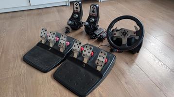 Logitech G25 stuur + 2x versnelling + 2x voeding +2x pedalen beschikbaar voor biedingen