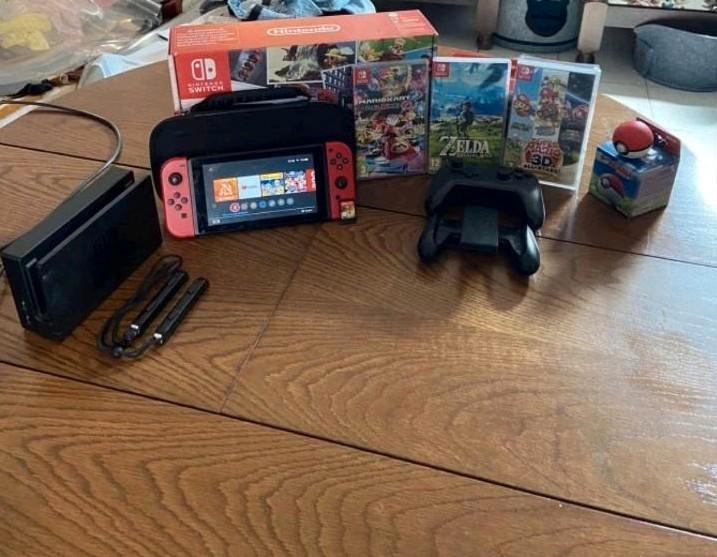 Nintendo switch 1st edition + pro controller+ games, Games en Spelcomputers, Spelcomputers | Nintendo Switch, Zo goed als nieuw