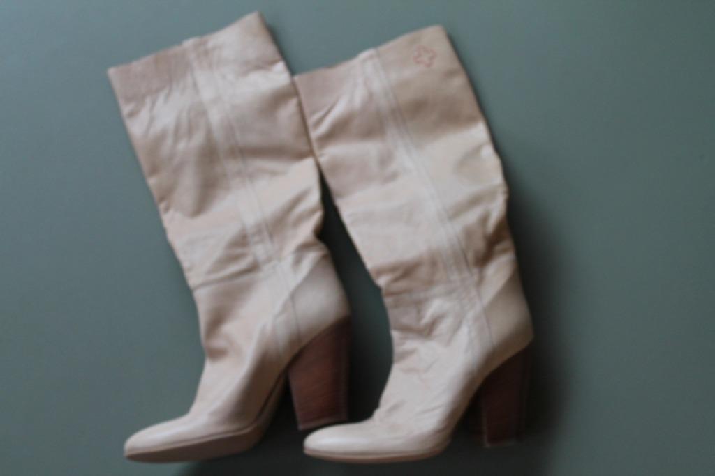 ② Warmbeige (blush) laarzen AF Vandevorst mt 40 ongedr