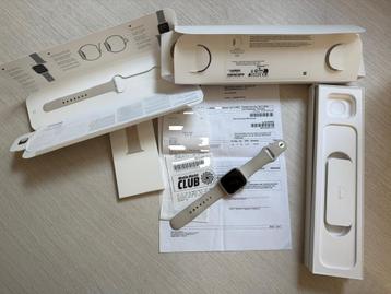Apple watch Serie 8 41mm starlight (zilver) beschikbaar voor biedingen