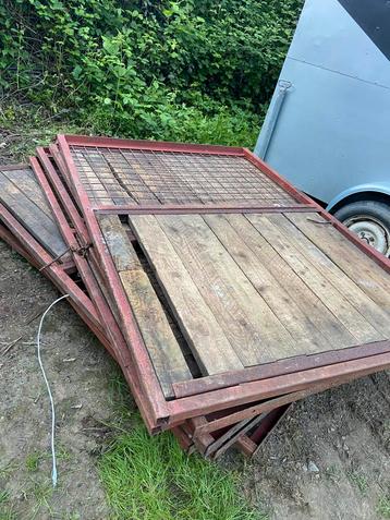Portes de boxes  beschikbaar voor biedingen