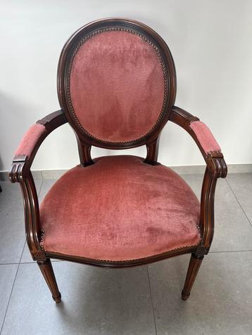 2 Fauteuils stoelen Louis XVI Elegant, comfortabel en stevig beschikbaar voor biedingen