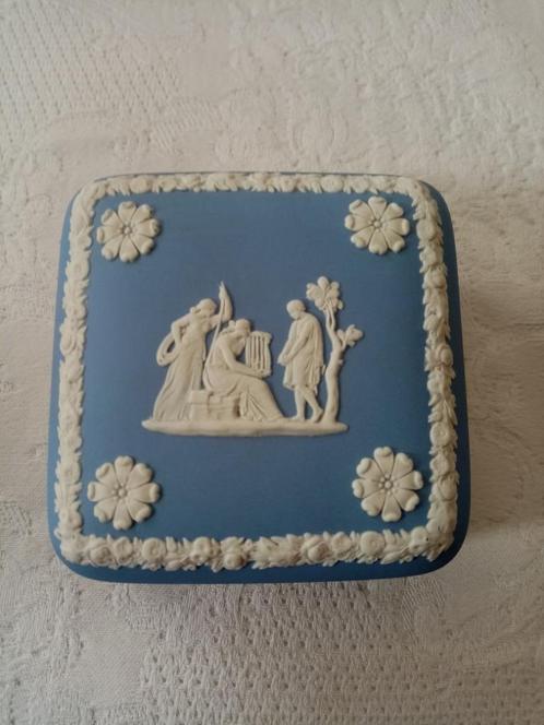 Wedgewood 70 Gemarmerde Keramische Biscuit Engelse Juwelendo, Antiek en Kunst, Antiek | Keramiek en Aardewerk, Ophalen of Verzenden