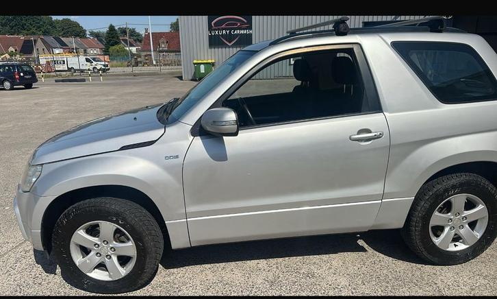 Suzuki grand vitara Utilitaire4x4*1.9D*2012*Eu5*268.000km, Auto's, Bestelwagens en Lichte vracht, Bedrijf, 4x4, ABS, Airbags, Airconditioning