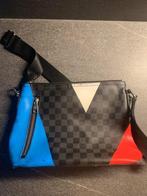 Louis vuitton, Handtassen en Accessoires, Tassen | Schoudertassen, Ophalen of Verzenden, Zo goed als nieuw