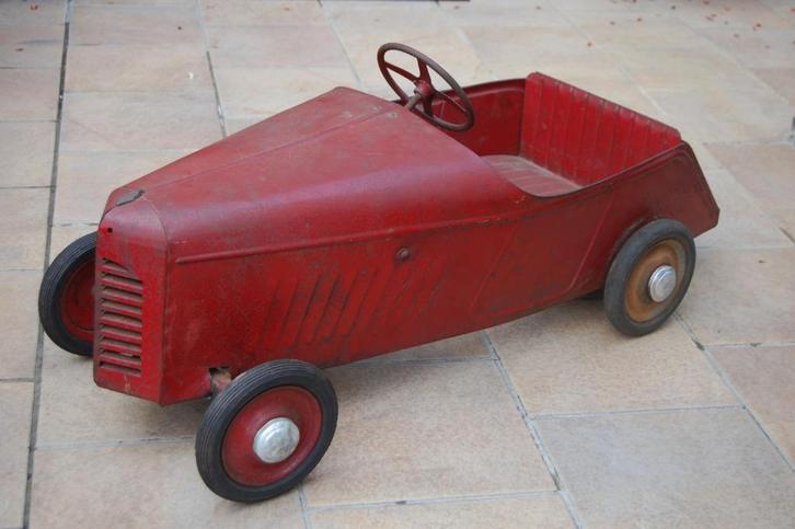 ruilen zeldzame antiek eureka trapauto uit 1948 speelgoed, Antiek en Kunst, Antiek | Speelgoed, Ophalen