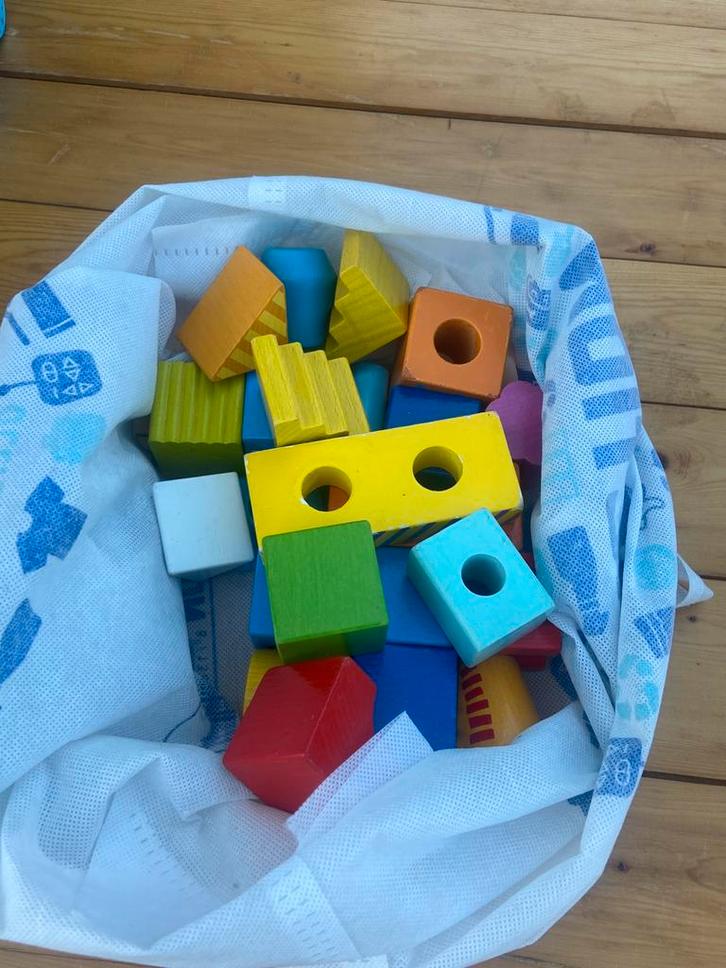 Houten speelgoed, Kinderen en Baby's, Speelgoed | Bouwstenen, Zo goed als nieuw, Ophalen