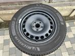 VW PASSAT / SKODA SUPERB WINTERSET NIEUWSTAAT 215/60/R16, Ophalen, 16 inch, Banden en Velgen, Winterbanden