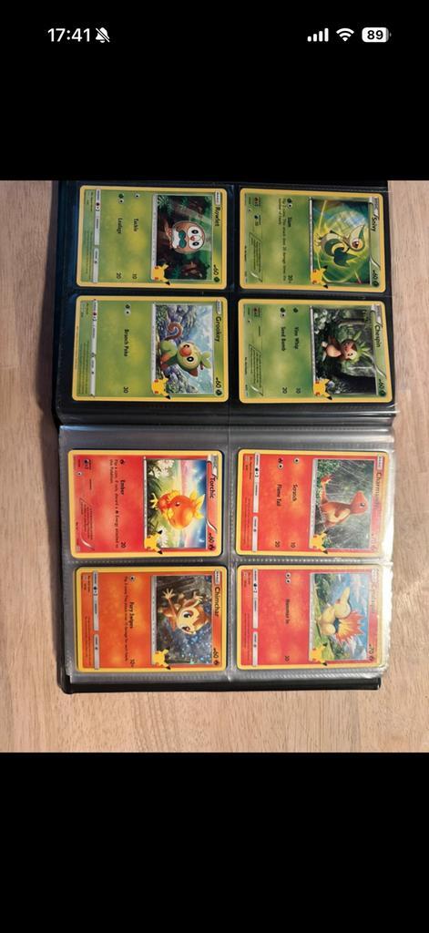 Pokémon TCG Celebrations 25th Anniversary Set, Hobby en Vrije tijd, Verzamelkaartspellen | Pokémon, Zo goed als nieuw, Ophalen