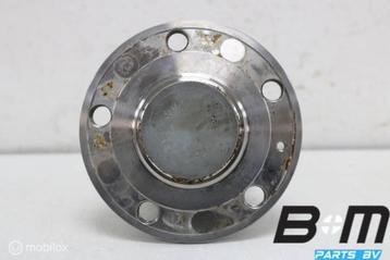 Wielnaaf + lager achterzijde VW Golf 7 8V0598611A beschikbaar voor biedingen