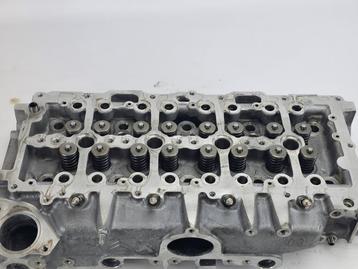 Cilinderkop van een Ford Transit Connect beschikbaar voor biedingen