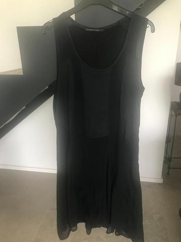 Robes et tunique Mado et les autres beschikbaar voor biedingen