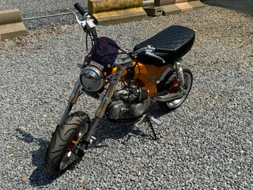 Honda Dax Skyteam 125