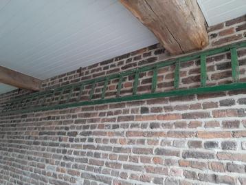 Oude houten ladder 5,5 mtr € 95,- disponible aux enchères