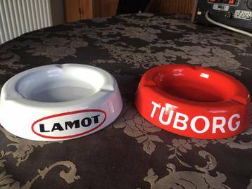 Emaille asbakjes Lamot en Tuborg beschikbaar voor biedingen