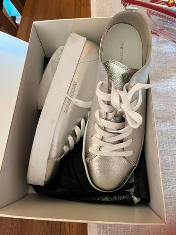 Chaussures en cuir, Armani beschikbaar voor biedingen