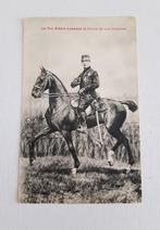 België Z/W postkaart Roi Albert passant revue de ses troupes, Verzenden, Voor 1920, Ongelopen, Politiek en Historie