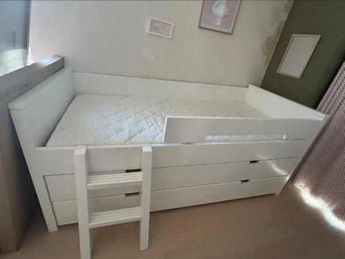 Semi Hoogslaper, Huis en Inrichting, Slaapkamer | Complete slaapkamers, Zo goed als nieuw, Eenpersoons, Ophalen