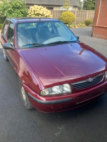 Mazda 121 , bijna oldtimer beschikbaar voor biedingen